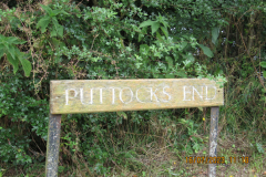PUTTOCKS END SIGN