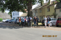 Walkers-meeting-up